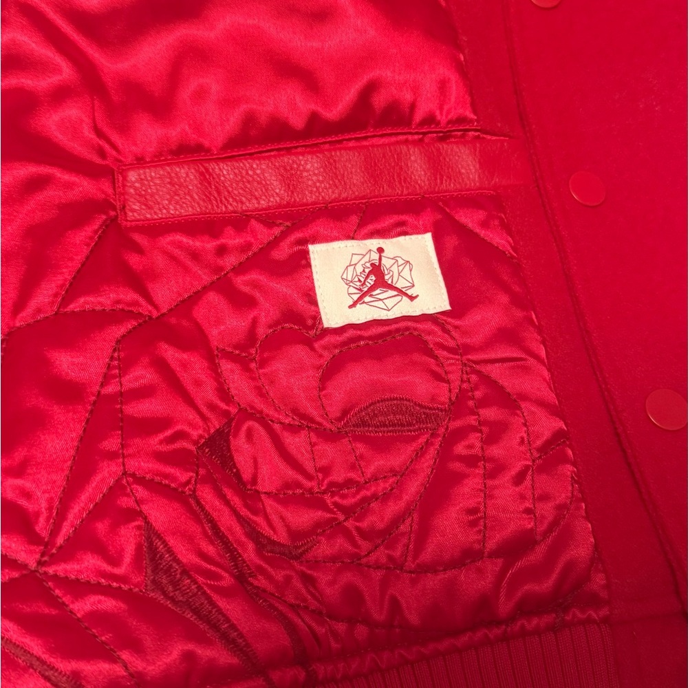 Jordan x Teyana Taylor Women's Varsity
Jacket - Picture 6 of 9